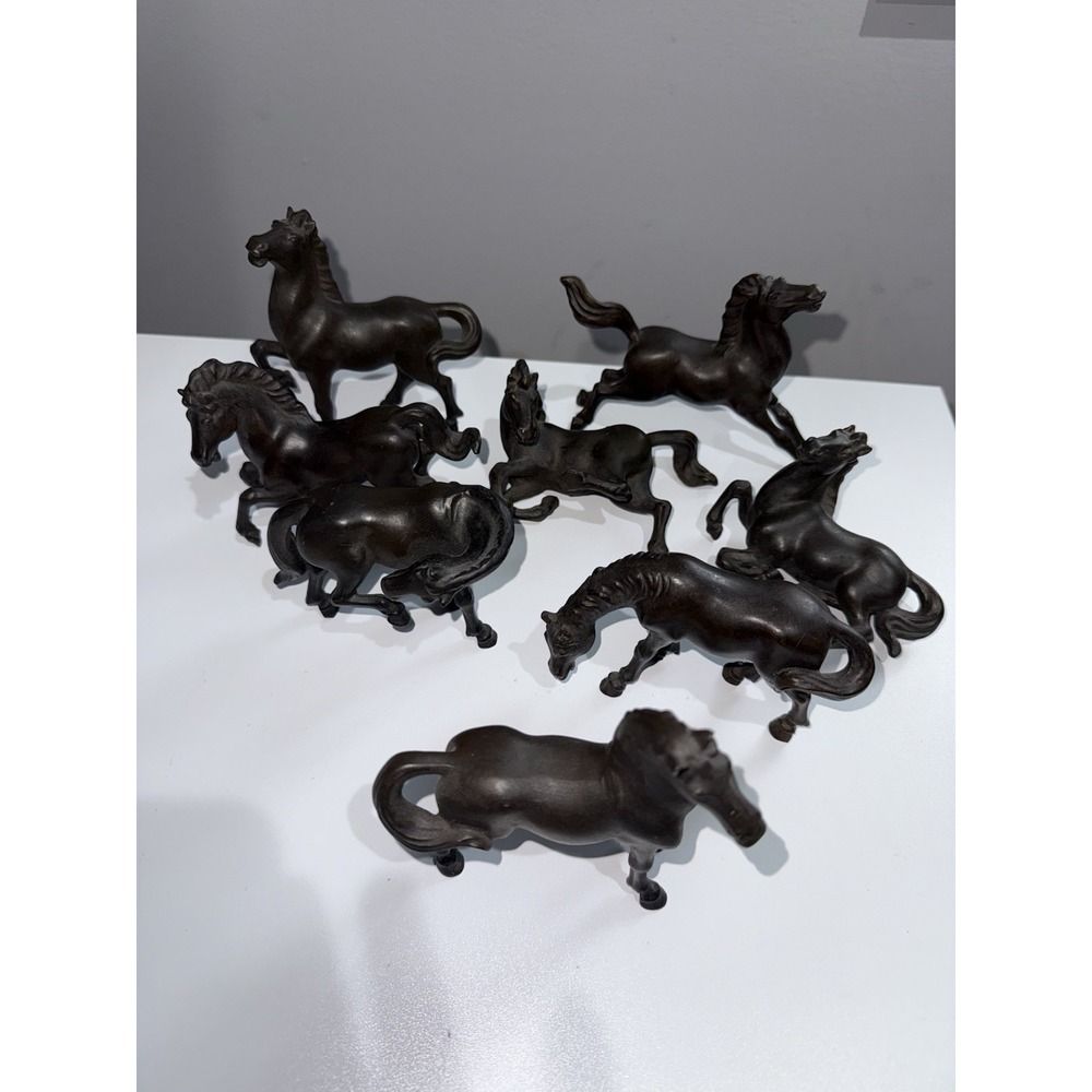 Set Of 8 Horse Figurine Laying Down Standing Brown Resin Marked WA Bronco Pony Q - Picture 3 of 6